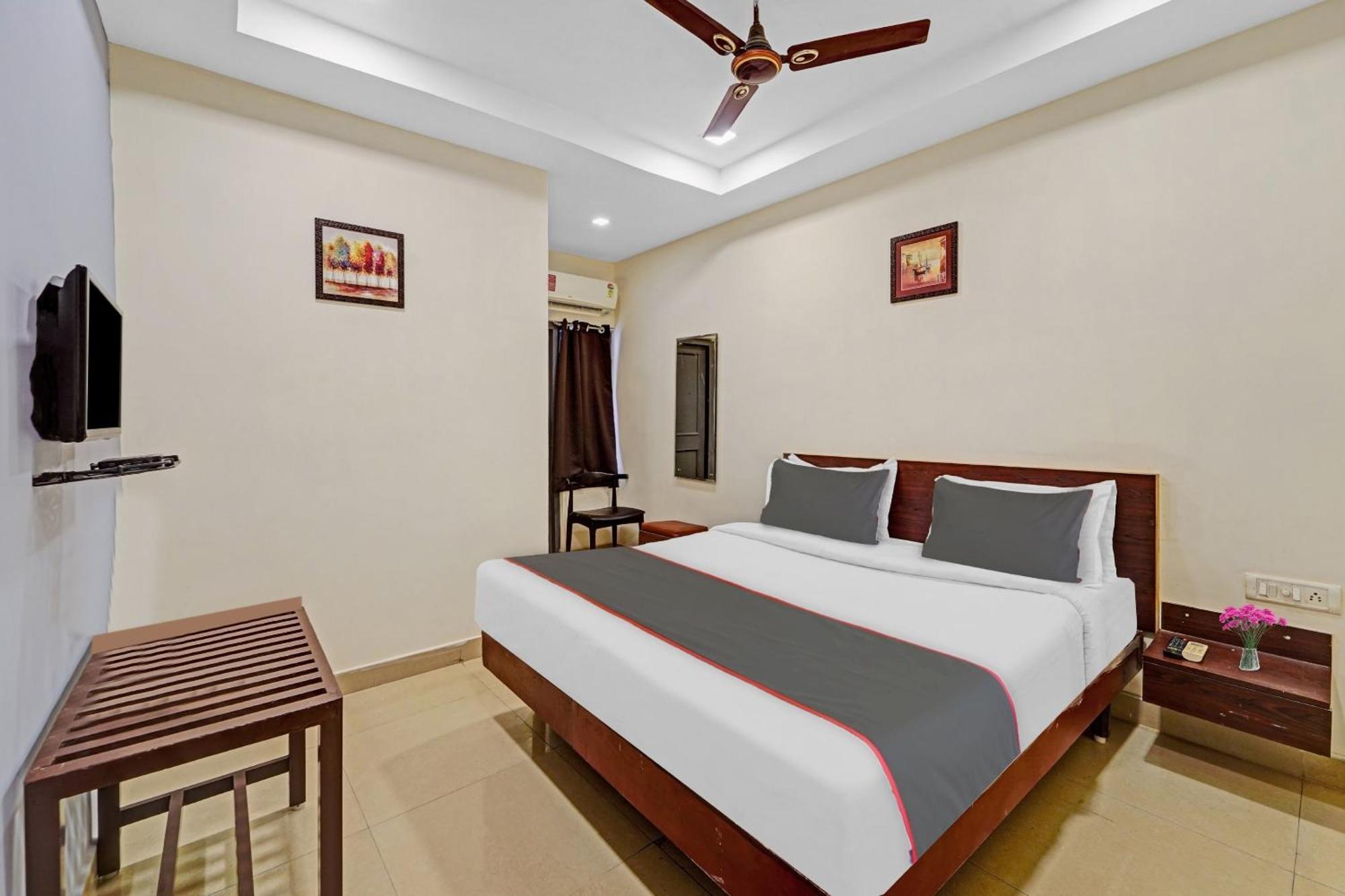 Super Townhouse G Silver Hotels Mount Road Chennai Exterior photo