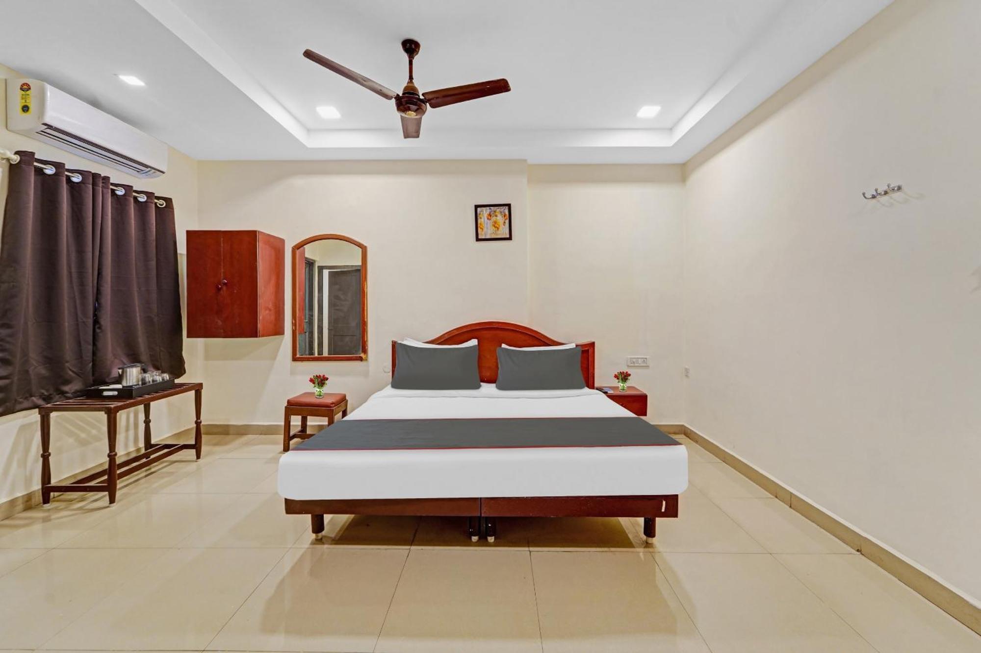 Super Townhouse G Silver Hotels Mount Road Chennai Exterior photo