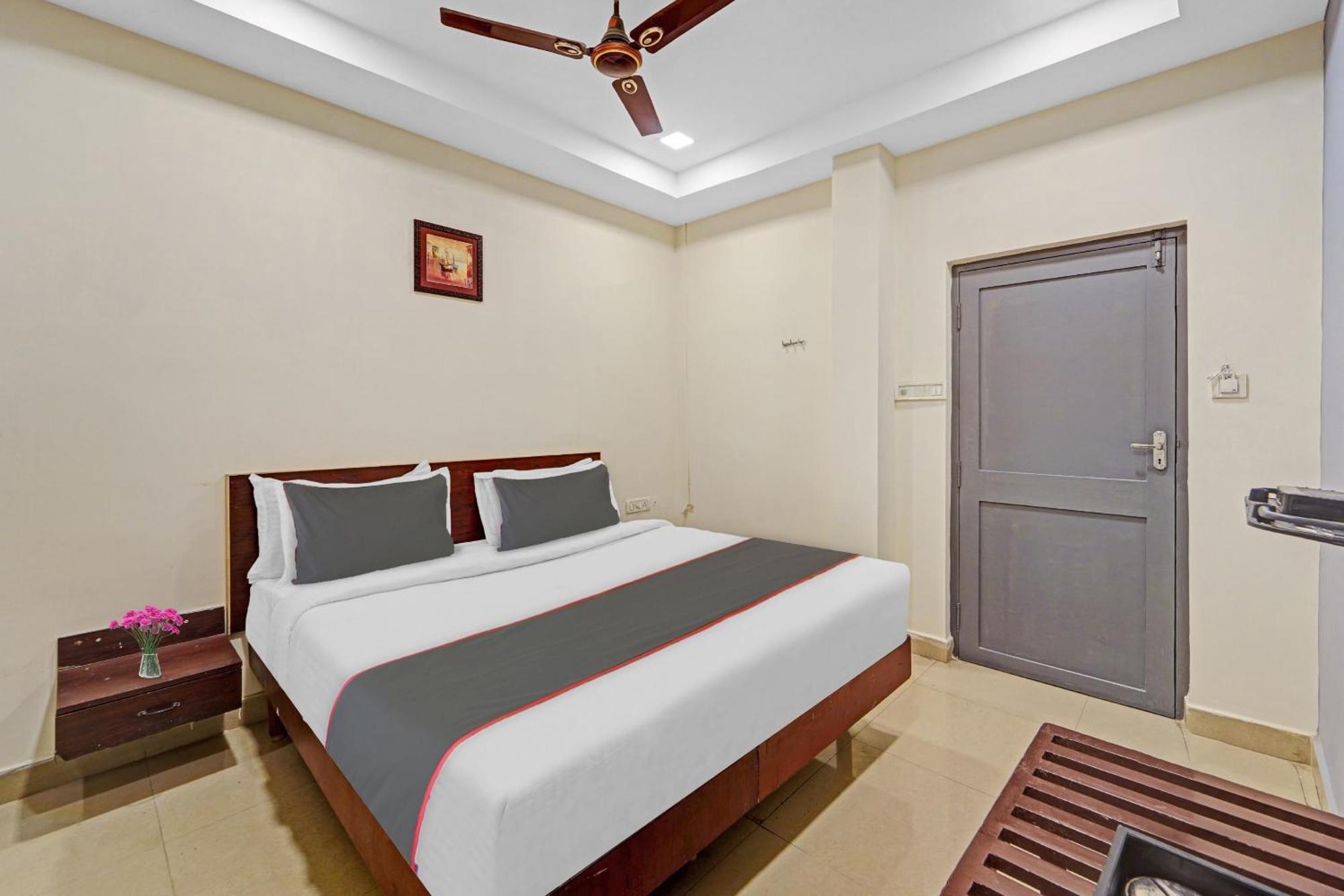 Super Townhouse G Silver Hotels Mount Road Chennai Exterior photo